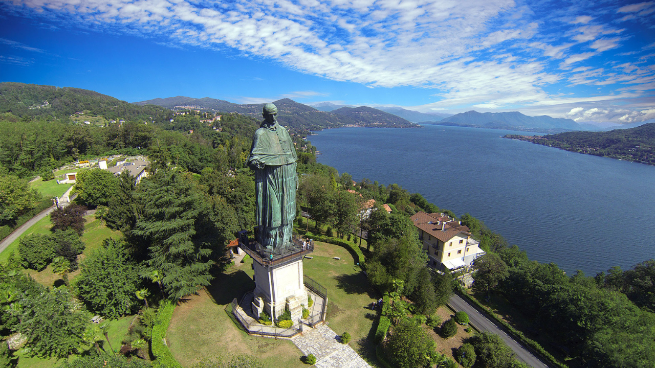 The Statue of San Carlone